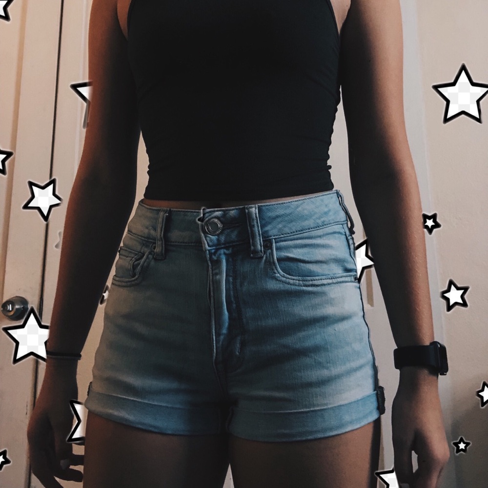 american eagle light colored jean shorts!!!